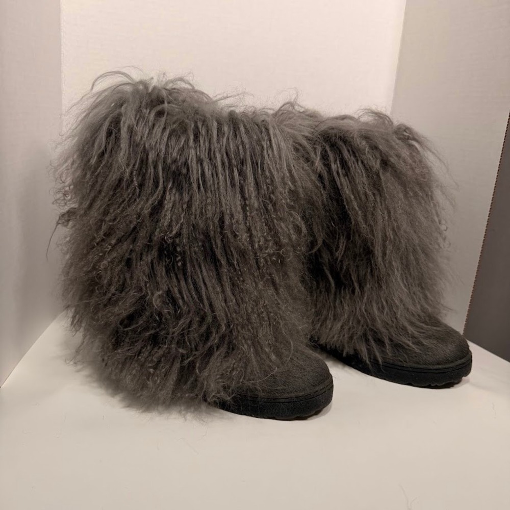 Bearpaw Boetis Grey Shaggy Fur Boots Cow Hair Curly Lamb Wool Sheep Womens 8